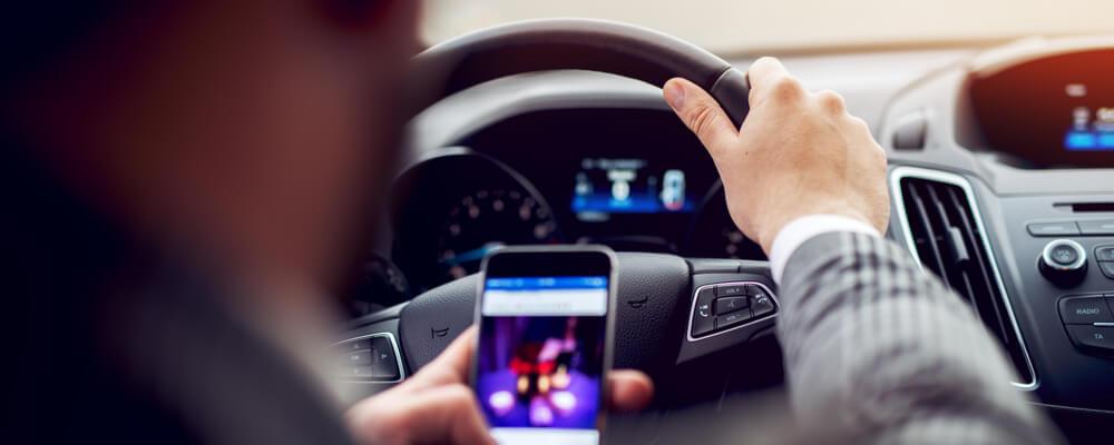 Itasca Distracted Driver Accident Injury Attorneys
